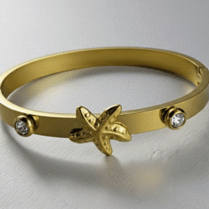 Golden Starfish Charm Bangle – Ocean-Inspired Minimalism
