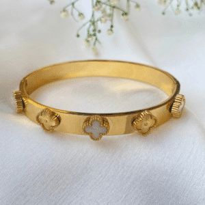 Van Cleef Elegance Bracelet in Black – Premium Stainless Steel, Hypoallergenic Finish