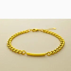 Golden Bar Accent Chain Bracelet – Modern Everyday Essential