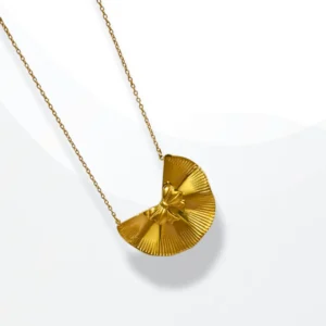 Golden Fan Sculpt Pendant Necklace – Art Deco Shine